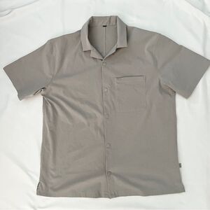 Lululemon Airing Easy Camp Collar Shirt Mens Large Button Up Short Sleeve Tan
